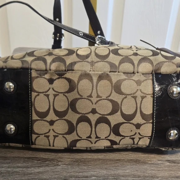 Coach Shoulderbag Signature Canvas & Leather - Picture 10 of 14